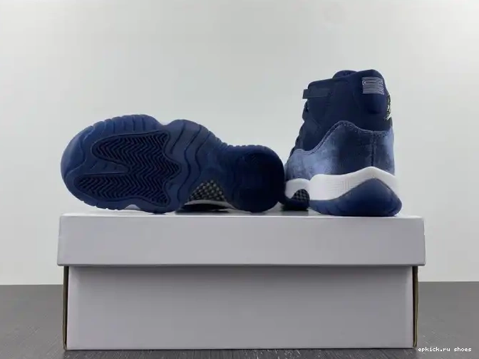 Cheap Velvet Jordan Midnight Air Navy WMNS 11 AR0715-441 0519